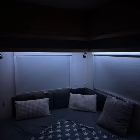 Camper Suitable For Winter Appartement Neuss